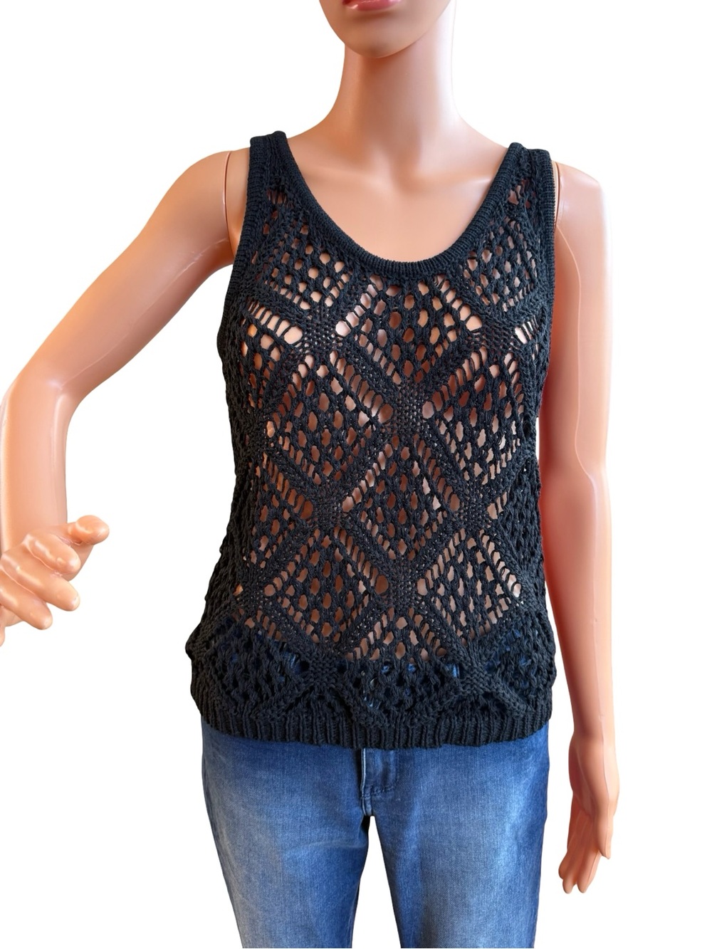 Black Open-Knit Diamond Tank Top